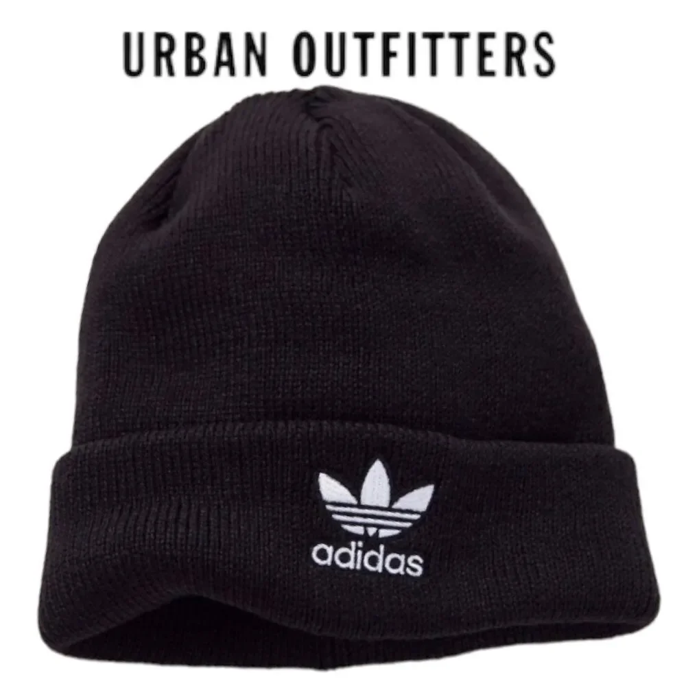 NEW Adidas Originals Women’s Trefoil Black Hat Cap Beanie